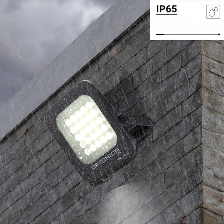 LED Floodlight, Black, 20W, Warm Light — image 4