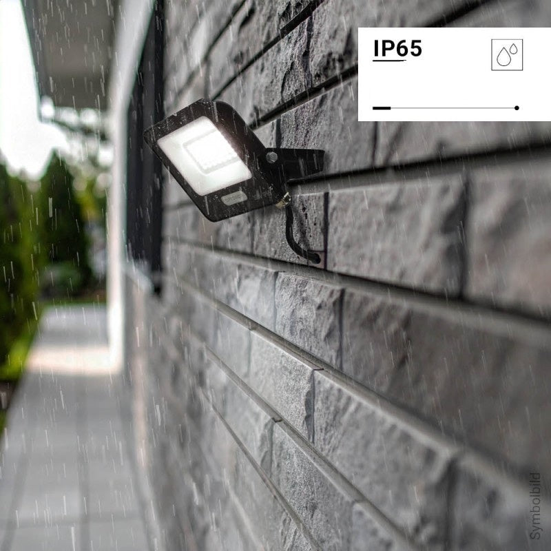 LED Floodlight, Black, 90Lm/W, 30W, Warm Light — image 7